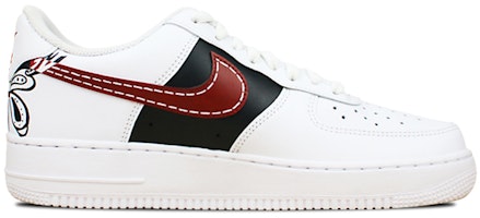 【定製球鞋】Nike Air Force 1 Low '07 是在玩鞋 梁祝 蝴蝶 情侶 愛情 手繪噴繪 低幫 板鞋 女款 黑白紅 Order 【定製球鞋】Nike Air Force 1 Low '07 是在玩鞋 梁祝 蝴蝶 情侶 愛情 手繪噴繪 低幫 板鞋 女款 黑白紅