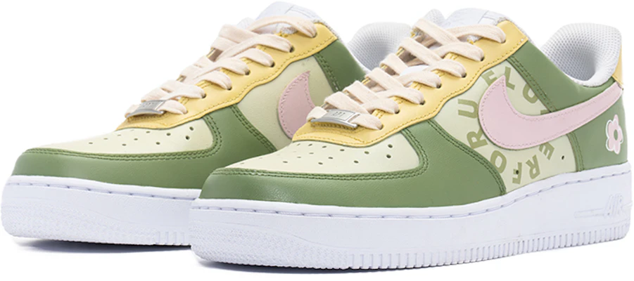 (W) 나이키 에어포스 1 '07 레트로 걸 그래피티 말차 DD8959-100(TeamB-女款复古女孩抹茶绿) Lookbook (W) 나이키 에어포스 1 '07 레트로 걸 그래피티 말차 DD8959-100(TeamB-女款复古女孩抹茶绿)