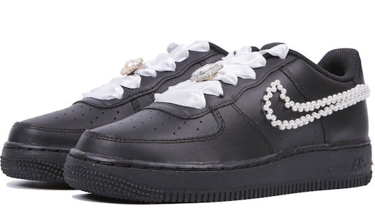 (W) 나이키 에어포스 1 로우 '블랙 펄 리본' (커스텀) DH2920-001(Team4-女款黑珍珠QD) Lookbook (W) 나이키 에어포스 1 로우 '블랙 펄 리본' (커스텀) DH2920-001(Team4-女款黑珍珠QD)