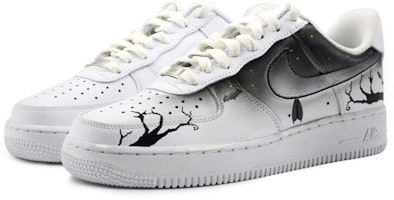 (W) 【カスタムシューズ】(女性用) ナイキ エアフォース1 ロウ 'ブラックナイトバット' DD8959-100(Team9-女款万圣节黑夜蝙蝠QD) Lookbook (W) 【カスタムシューズ】(女性用) ナイキ エアフォース1 ロウ 'ブラックナイトバット' DD8959-100(Team9-女款万圣节黑夜蝙蝠QD)