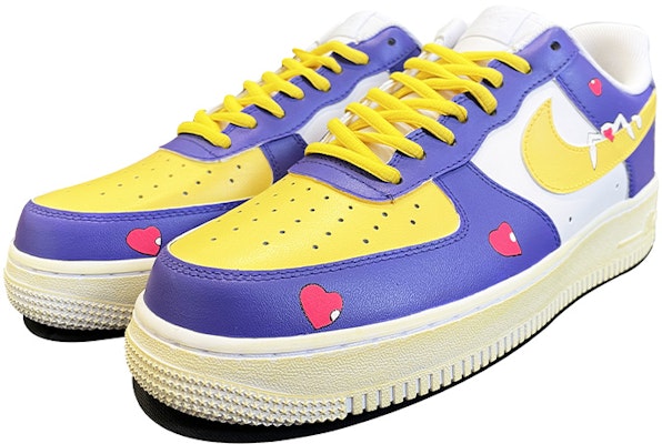【定制球鞋】 Nike Air Force 1 Low Triple White 空軍一號 閃電兔 撞色 愛心 卡通 手繪塗鴉 低筒 板鞋 女款 藍黃 Lookbook 【定制球鞋】 Nike Air Force 1 Low Triple White 空軍一號 閃電兔 撞色 愛心 卡通 手繪塗鴉 低筒 板鞋 女款 藍黃