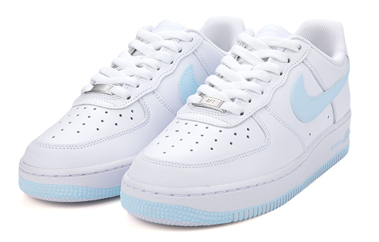 Lookbook (W) Zapatillas Nike Air Force 1 Low 'Grafiti Azul y Blanco' DD8959-100(Team18-AF1女款浅蓝色改色)