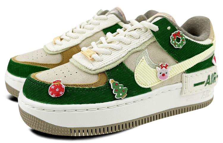 Lookbook (W) 나이키 AF1 로우 '크리스마스 패치워크 - 브라운 그린' DQ5075-187(Team叁-女款贴布圣诞QD)