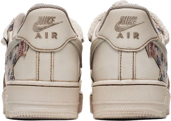 【客製化球鞋】Nike Air Force 1 Low 空軍一號 野鶴製造 咖啡染 窈窕淑女書法 特殊配件 低筒 溜板鞋 女款 米 Shop 【客製化球鞋】Nike Air Force 1 Low 空軍一號 野鶴製造 咖啡染 窈窕淑女書法 特殊配件 低筒 溜板鞋 女款 米
