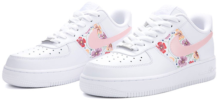 【定制球鞋】 Nike Air Force 1 Low 空軍一號 花卉系列 純手繪 甜美女孩 清新 簡約 低筒 板鞋 女款 白粉 Lookbook 【定制球鞋】 Nike Air Force 1 Low 空軍一號 花卉系列 純手繪 甜美女孩 清新 簡約 低筒 板鞋 女款 白粉