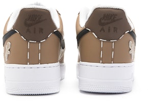 【定制球鞋】 Nike Air Force 1 Low 空軍一號 野鶴製造 聖誕主題 薑餅人 貼布 特殊鞋帶 低幫 板鞋 女款 棕色 Details for 【定制球鞋】 Nike Air Force 1 Low 空軍一號 野鶴製造 聖誕主題 薑餅人 貼布 特殊鞋帶 低幫 板鞋 女款 棕色