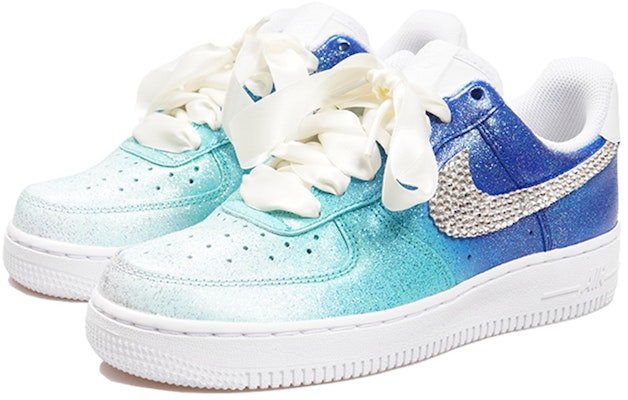 【定制球鞋】 Nike Air Force 1 低帮 板鞋 女款 漸變藍銀色 Lookbook 【定制球鞋】 Nike Air Force 1 低帮 板鞋 女款 漸變藍銀色