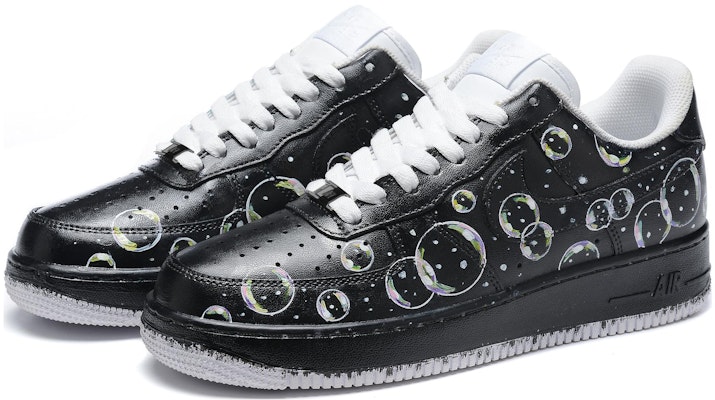【客製化球鞋】Nike Air Force 1 Low 空軍一號 復古經典 飛機浮水印 休閒 低筒 板鞋 女款 黑白 Lookbook 【客製化球鞋】Nike Air Force 1 Low 空軍一號 復古經典 飛機浮水印 休閒 低筒 板鞋 女款 黑白