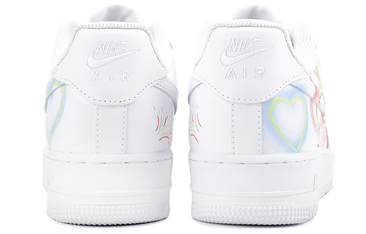 Shop 【定制球鞋】 Nike Air Force 1 Low 空軍一號 潮流塗鴉 愛心光圈 漸變 少女心 休閒 低幫 板鞋 女款 白粉