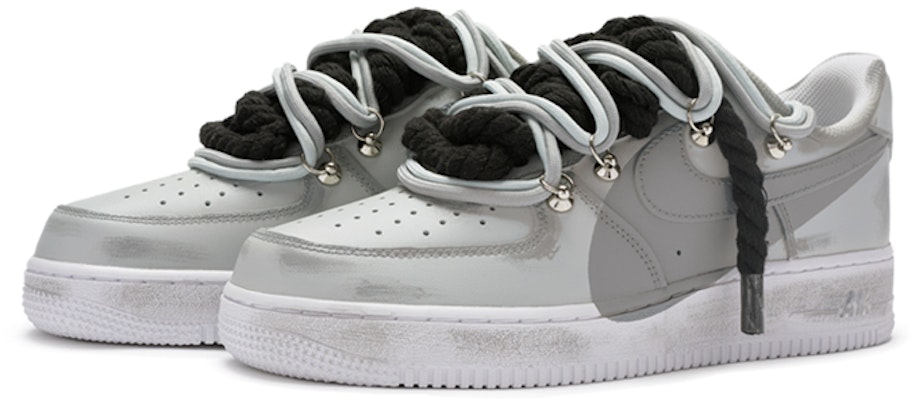 【定制球鞋】Nike Air Force 1 Low "T10" 雙鞋帶 手繪噴繪 低筒 板鞋 女款 灰黑 Lookbook 【定制球鞋】Nike Air Force 1 Low "T10" 雙鞋帶 手繪噴繪 低筒 板鞋 女款 灰黑