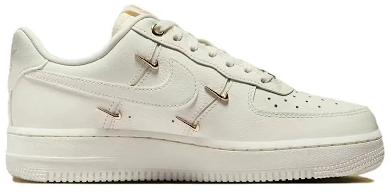 (W) Zapatillas Nike Air Force 1 Low 'Corazón Rosa Blanco Oro' FV3654-111(Team10-比心玫瑰) Lookbook (W) Zapatillas Nike Air Force 1 Low 'Corazón Rosa Blanco Oro' FV3654-111(Team10-比心玫瑰)