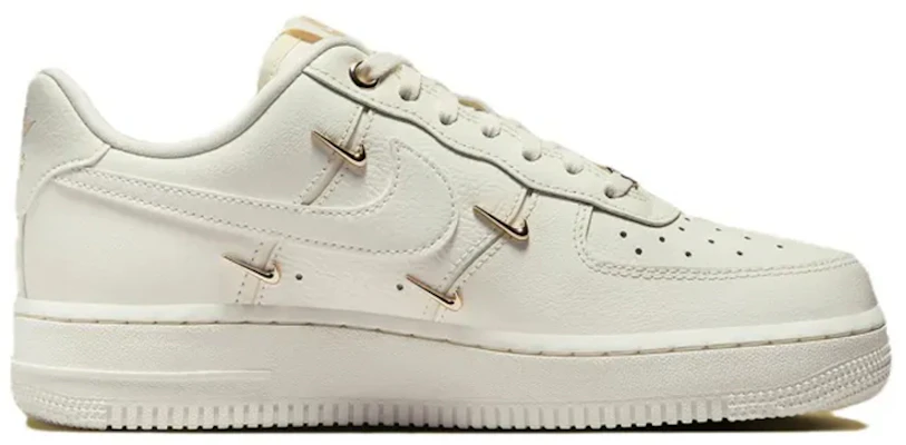 【客製化球鞋】Nike Air Force 1 Low 薄荷曼波 七彩愛心 防滑耐磨透氣 低筒 板鞋 女款 白金 Lookbook 【客製化球鞋】Nike Air Force 1 Low 薄荷曼波 七彩愛心 防滑耐磨透氣 低筒 板鞋 女款 白金