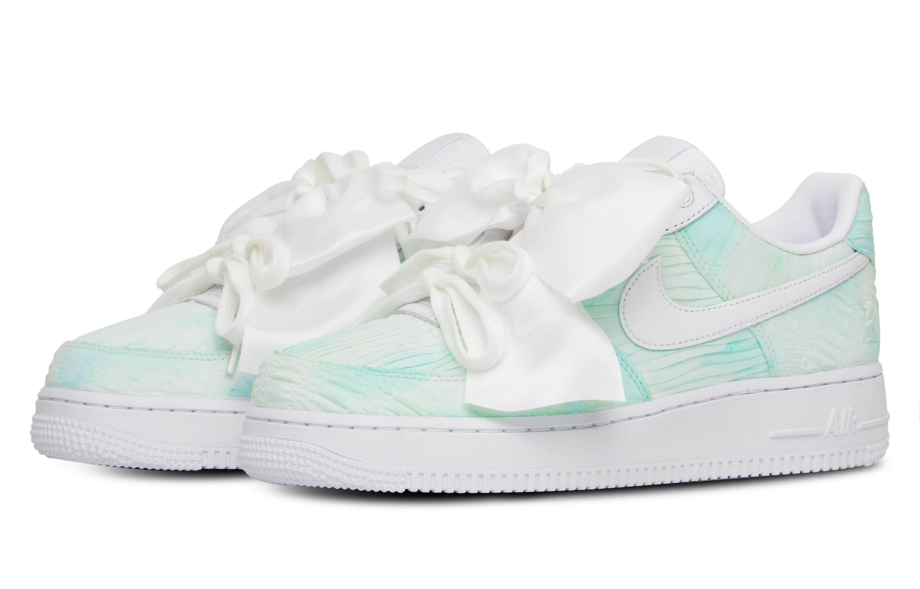 Lookbook (W) 【カスタムシューズ】(女性用) ナイキ エアフォース 1 ロー 'ミントグリーンボウ' DV4244-111(Team65-清新蓝绿)