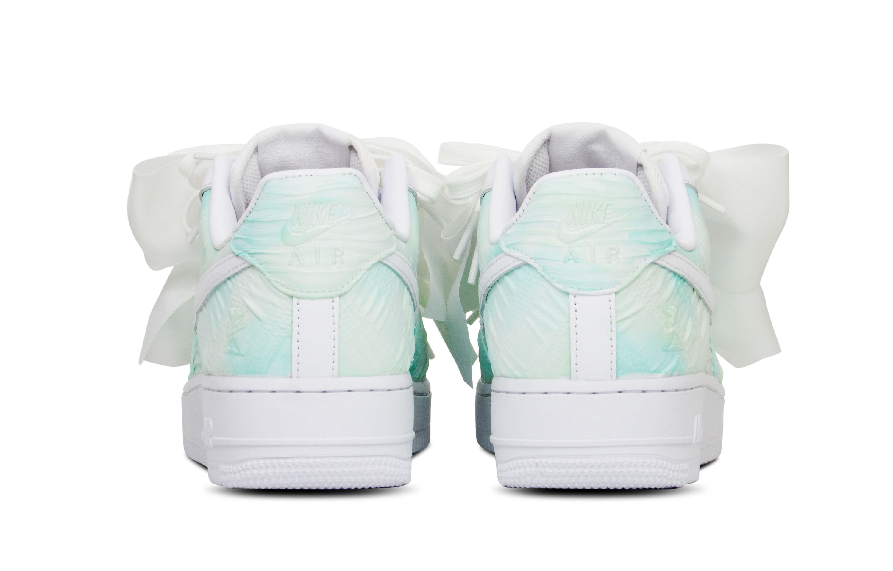 Shop (W) 【カスタムシューズ】(女性用) ナイキ エアフォース 1 ロー 'ミントグリーンボウ' DV4244-111(Team65-清新蓝绿)