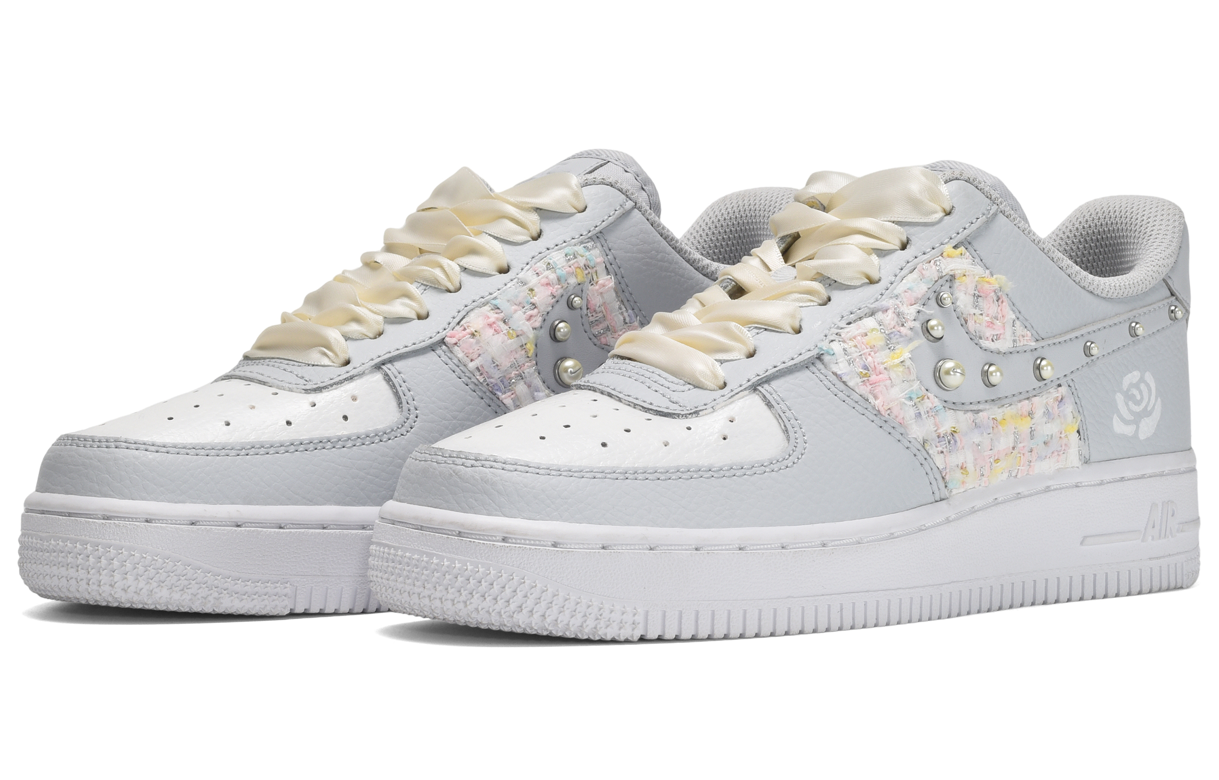Shop (W) 【カスタムシューズ】ナイキ エアフォース 1 ロー「パールローズ - グレー ホワイト」 DV3810-001(TeamE-女款珍珠玫瑰灰白)
