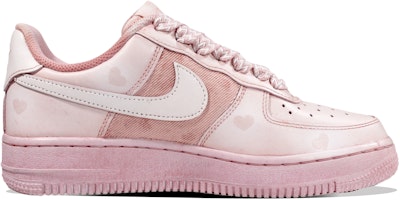 【客製化球鞋】Nike 空軍1號低筒 '07 粉紅染色 仿鑽 牛仔拼接 噴繪 復古 低幫 板鞋 女款 粉色 Order 【客製化球鞋】Nike 空軍1號低筒 '07 粉紅染色 仿鑽 牛仔拼接 噴繪 復古 低幫 板鞋 女款 粉色