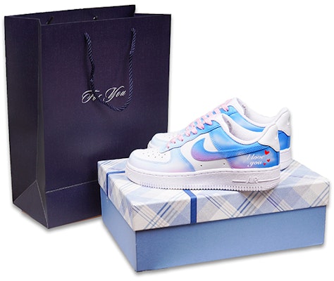 【定製球鞋】Nike Air Force1 "Triple White" 空軍一號 噴繪 特殊鞋盒 浪漫天空 雲端彼愛 情侶 耐磨防滑 低幫休閒板鞋 女款 藍漸變粉 Buy 【定製球鞋】Nike Air Force1 "Triple White" 空軍一號 噴繪 特殊鞋盒 浪漫天空 雲端彼愛 情侶 耐磨防滑 低幫休閒板鞋 女款 藍漸變粉