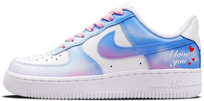 【定製球鞋】Nike Air Force1 "Triple White" 空軍一號 噴繪 特殊鞋盒 浪漫天空 雲端彼愛 情侶 耐磨防滑 低幫休閒板鞋 女款 藍漸變粉 Lookbook 【定製球鞋】Nike Air Force1 "Triple White" 空軍一號 噴繪 特殊鞋盒 浪漫天空 雲端彼愛 情侶 耐磨防滑 低幫休閒板鞋 女款 藍漸變粉