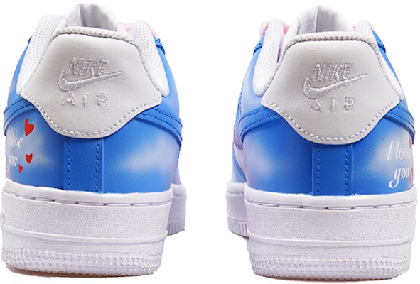 【定製球鞋】Nike Air Force1 "Triple White" 空軍一號 噴繪 特殊鞋盒 浪漫天空 雲端彼愛 情侶 耐磨防滑 低幫休閒板鞋 女款 藍漸變粉 Sizing 【定製球鞋】Nike Air Force1 "Triple White" 空軍一號 噴繪 特殊鞋盒 浪漫天空 雲端彼愛 情侶 耐磨防滑 低幫休閒板鞋 女款 藍漸變粉