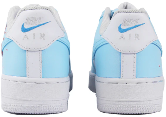 【定製球鞋】Nike Air Force 1 Low "Triple White" 空軍一號 暑期穿搭主題 噴繪 玫瑰元素 簡約風 低筒 板鞋 女款 白藍 Shop 【定製球鞋】Nike Air Force 1 Low "Triple White" 空軍一號 暑期穿搭主題 噴繪 玫瑰元素 簡約風 低筒 板鞋 女款 白藍