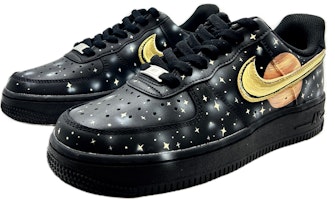 【訂製球鞋】Nike Air Force 1 Low 國風油畫 土星 太空環繞 星空 防滑耐磨 低筒 板鞋· 女款 女黑· Lookbook 【訂製球鞋】Nike Air Force 1 Low 國風油畫 土星 太空環繞 星空 防滑耐磨 低筒 板鞋· 女款 女黑·