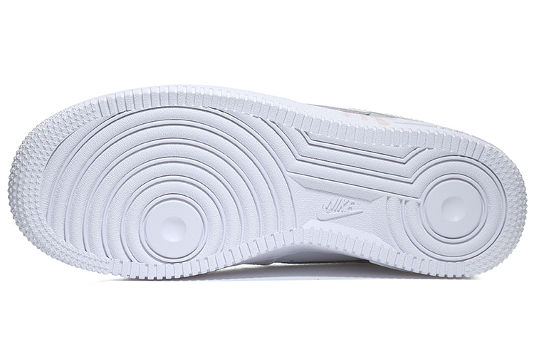 Details for 【訂製球鞋】 Nike Air Force 1 Low 草莓甜心 甜心可愛 耐磨 低筒 板鞋 女款 白色