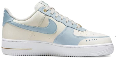 【訂製球鞋】Nike Air Force 1 Low 07 se 學院風 夏日晴空 限定鞋盒 低筒 板鞋 女款 藍白 Order 【訂製球鞋】Nike Air Force 1 Low 07 se 學院風 夏日晴空 限定鞋盒 低筒 板鞋 女款 藍白