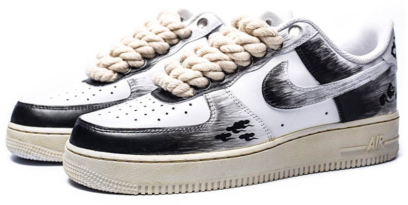 (W) 【カスタムシューズ】(女性用) ナイキ エア フォース 1 ロー 'トリプルホワイトカリグラフィー' DD8959-100(Team1-女款中国风水墨书法) Lookbook (W) 【カスタムシューズ】(女性用) ナイキ エア フォース 1 ロー 'トリプルホワイトカリグラフィー' DD8959-100(Team1-女款中国风水墨书法)