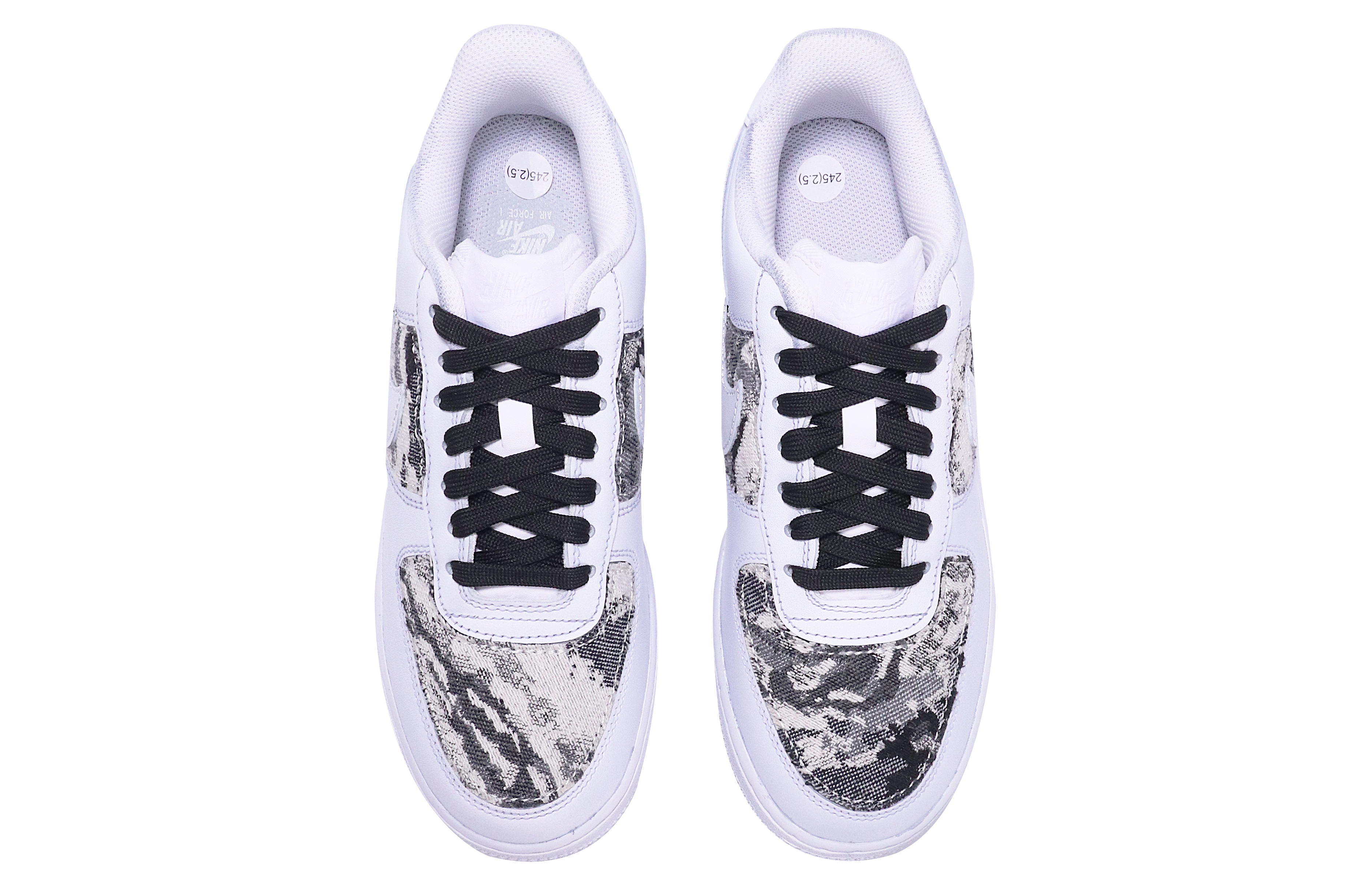 Shop 【定製球鞋】 Nike Air Force 1 Low "Triple White" 空軍一號 復古主題 學院風 小香風 水墨畫 油畫 貼布 低幫 板鞋 女款 黑白