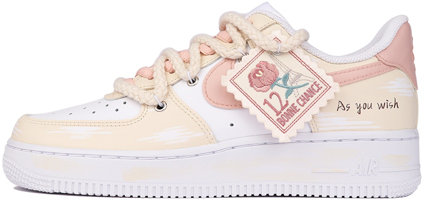 【定製球鞋】Nike Air Force 1 Low 空軍一號 玫瑰布貼 復古 做舊 低筒 板鞋 女款 米白 Buy 【定製球鞋】Nike Air Force 1 Low 空軍一號 玫瑰布貼 復古 做舊 低筒 板鞋 女款 米白