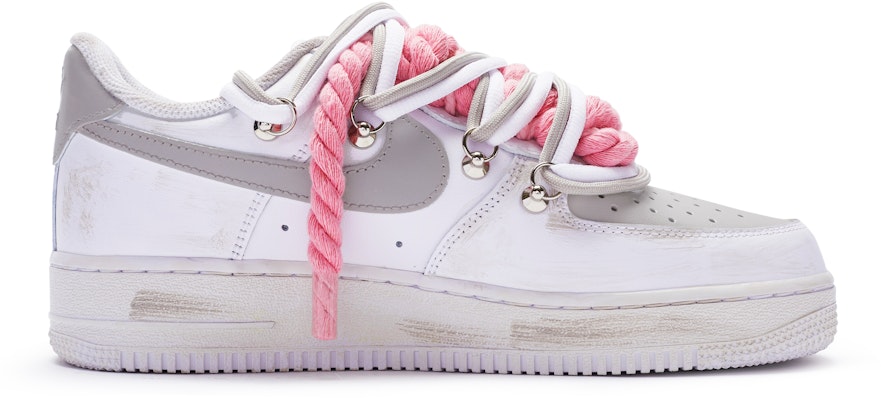 【客製化球鞋】 Nike Air Force 1 Low 特殊鞋盒 雙鞋帶 手繪噴繪 低筒 板鞋 女款 白灰 Order 【客製化球鞋】 Nike Air Force 1 Low 特殊鞋盒 雙鞋帶 手繪噴繪 低筒 板鞋 女款 白灰