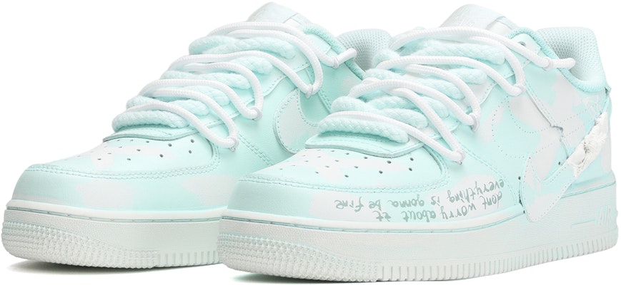 (W) 나이키 에어포스 1 로우 '화이트 그린 핸드라이팅 더블 스우시' (79 characters) DD8959-100(TeamE-女款刮刮乐叉叉白绿) Lookbook (W) 나이키 에어포스 1 로우 '화이트 그린 핸드라이팅 더블 스우시' (79 characters) DD8959-100(TeamE-女款刮刮乐叉叉白绿)