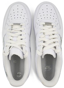 【定制球鞋】Nike Air Force 1 Low Triple White 空軍一號 國風白玉蘭 低幫 板鞋 女款 灰白 Shop 【定制球鞋】Nike Air Force 1 Low Triple White 空軍一號 國風白玉蘭 低幫 板鞋 女款 灰白