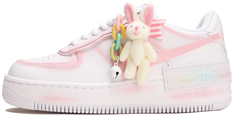 【訂製球鞋】Nike Air Force 1 Low 空軍一號 兔年限定 小兔子掛件 漸變少女粉 低幫 板鞋 女款 粉白 Buy 【訂製球鞋】Nike Air Force 1 Low 空軍一號 兔年限定 小兔子掛件 漸變少女粉 低幫 板鞋 女款 粉白