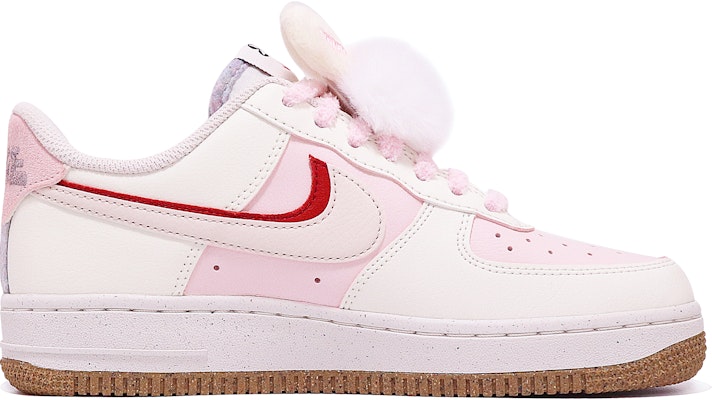 【定制球鞋】Nike Air Force 1 Low 82 兔年限定 跳躍兔 特殊禮盒 低幫 板鞋 女款 白粉 Order 【定制球鞋】Nike Air Force 1 Low 82 兔年限定 跳躍兔 特殊禮盒 低幫 板鞋 女款 白粉
