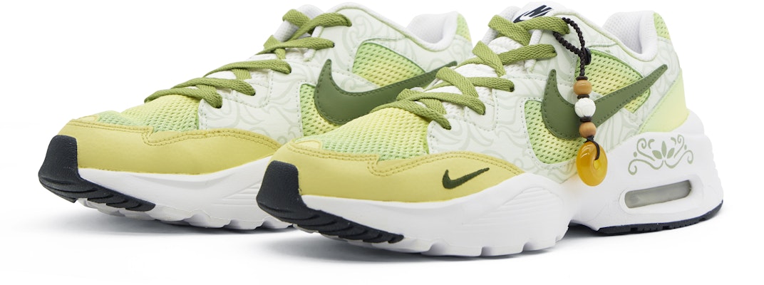 (W) 나이키 에어맥스 퓨전 '황루' (커스텀) CJ1671-100-486691 Lookbook (W) 나이키 에어맥스 퓨전 '황루' (커스텀) CJ1671-100-486691