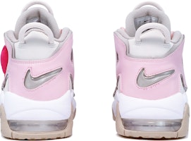 【定制球鞋】Nike Air More Uptempo (GS) 皮蓬 立體愛心 貼皮 手工縫製 少女 可愛 個性 女生禮物 馬卡龍 奶油 大AIR 復古籃球鞋 女款 白粉 Purchase 【定制球鞋】Nike Air More Uptempo (GS) 皮蓬 立體愛心 貼皮 手工縫製 少女 可愛 個性 女生禮物 馬卡龍 奶油 大AIR 復古籃球鞋 女款 白粉