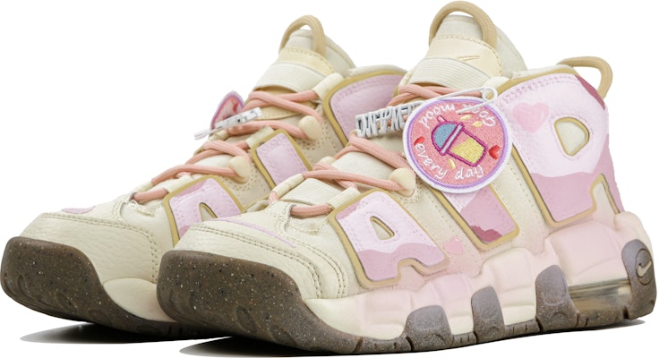 【定制球鞋】Nike Air More Uptempo 草莓牛奶冰 童心未泯 清新 甜妹 中幫 復古籃球鞋 女款 米粉 Lookbook 【定制球鞋】Nike Air More Uptempo 草莓牛奶冰 童心未泯 清新 甜妹 中幫 復古籃球鞋 女款 米粉