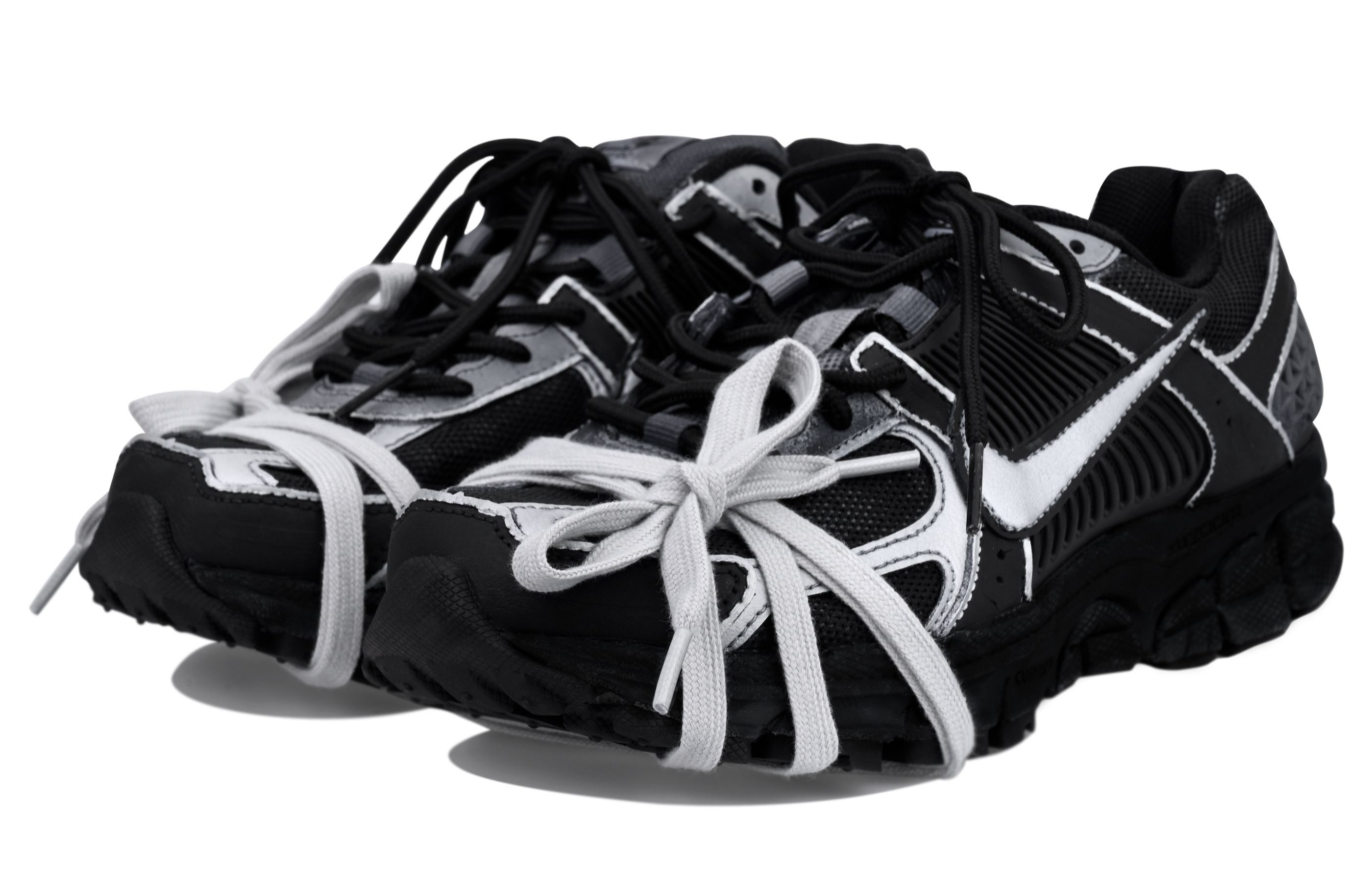 [Custom Shoes] (W) Nike Air Zoom Vomero 5 'Vlad Silver Wing' 圖 3