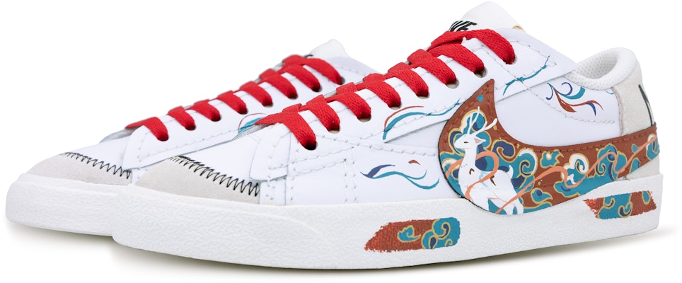 【定制球鞋】 Nike Blazer Low 77 Jumbo 國風 九色鹿 手繪 休閒 低幫 板鞋 女款 紅白 Lookbook 【定制球鞋】 Nike Blazer Low 77 Jumbo 國風 九色鹿 手繪 休閒 低幫 板鞋 女款 紅白
