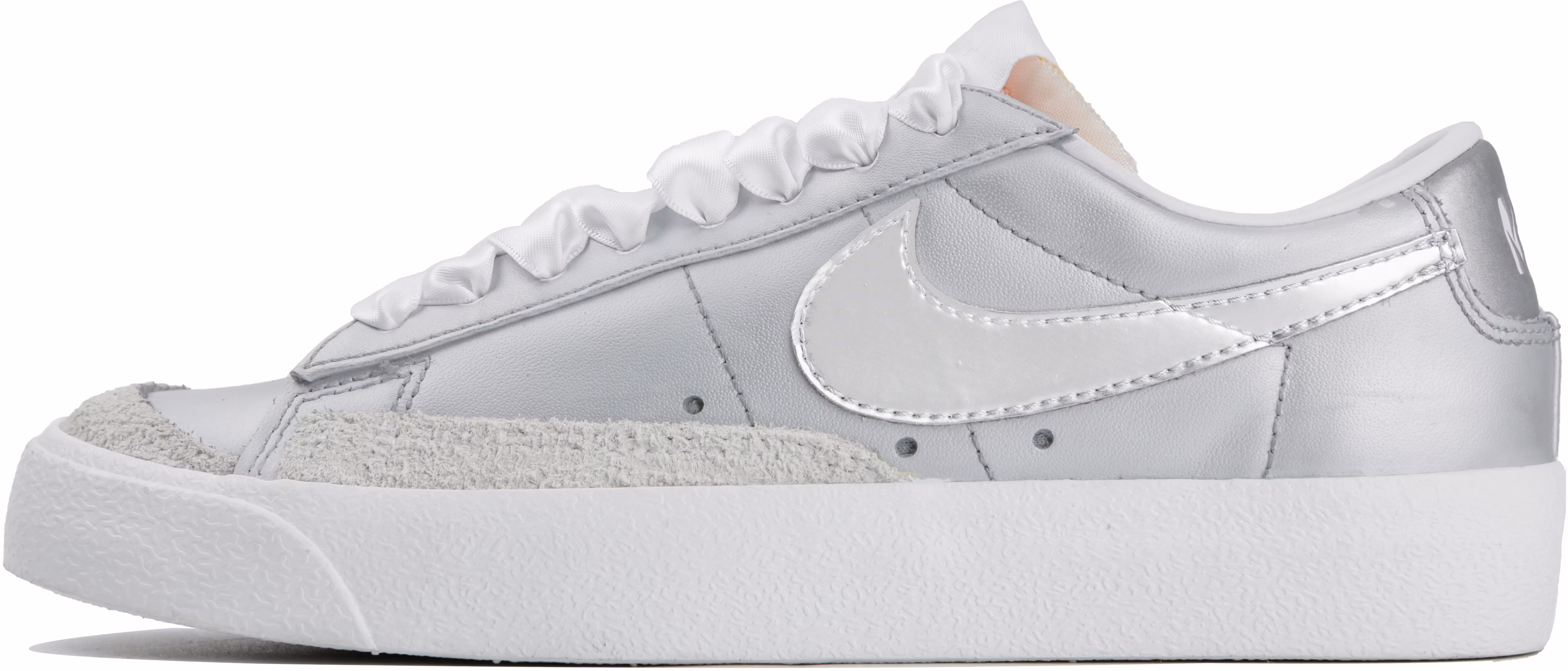 custom-shoes-women-nike-blazer-low-77-moonlight-sea-innocence-elegance-ballet