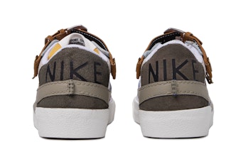 (W) 나이키 블레이저 로우 77 점보 '오렌지브라운크림' (커스텀) DQ1470-102(TeamM-女款光明使者橘白QD) Shop (W) 나이키 블레이저 로우 77 점보 '오렌지브라운크림' (커스텀) DQ1470-102(TeamM-女款光明使者橘白QD)