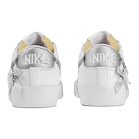 【客製化運動鞋】 Nike Blazer Low 77 舞者 簡約 低筒 帆布鞋 女款 銀白 Shop 【客製化運動鞋】 Nike Blazer Low 77 舞者 簡約 低筒 帆布鞋 女款 銀白