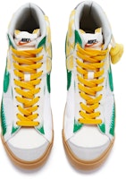 【定制球鞋】 Nike Blazer Mid '77 LX 趣味貼紙 手繪噴繪 低幫 板鞋 女款 黃綠白 Shop 【定制球鞋】 Nike Blazer Mid '77 LX 趣味貼紙 手繪噴繪 低幫 板鞋 女款 黃綠白