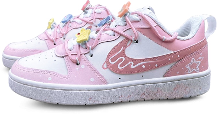 (W) 나이키 코트 보로우 로우 '딸기캔디 핑크' (커스텀) BQ5448-100(Team75-女款草莓果冻粉白) Shop (W) 나이키 코트 보로우 로우 '딸기캔디 핑크' (커스텀) BQ5448-100(Team75-女款草莓果冻粉白)