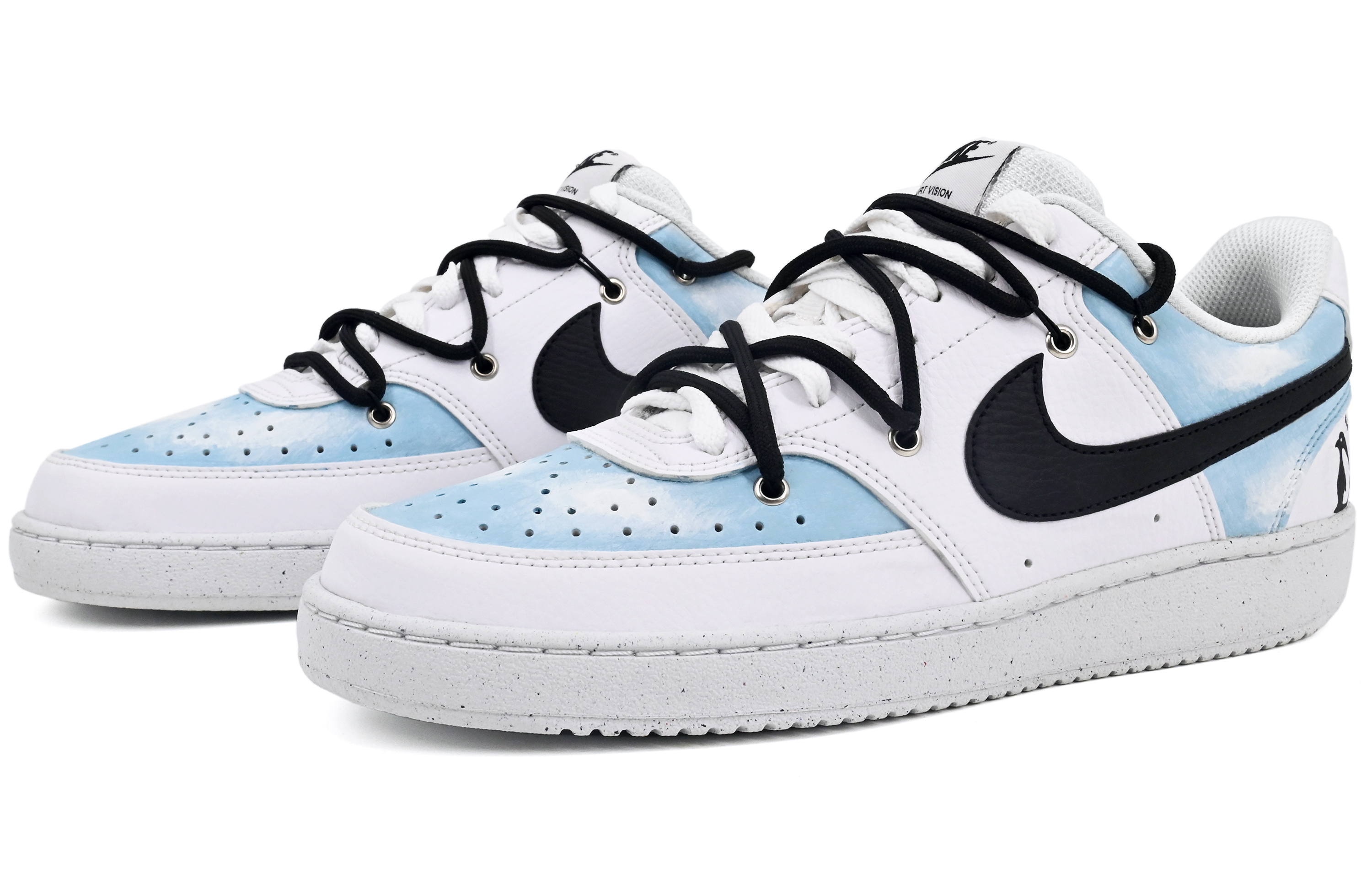 Lookbook (W) 나이키 커스텀 코트 비전 로우 '스카이 펭귄' (흰/파) DH3158-101-445670