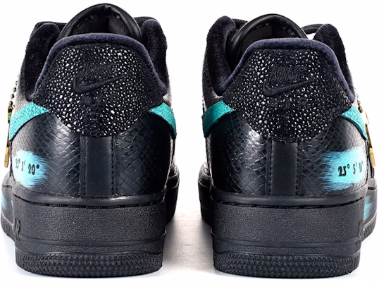 【客製球鞋】Nike 北緯新賦 愛如巖石 潮流 耐磨輕便 低筒 板鞋 女款 藍黑 Shop 【客製球鞋】Nike 北緯新賦 愛如巖石 潮流 耐磨輕便 低筒 板鞋 女款 藍黑