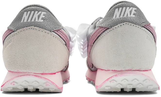 【訂製球鞋】Nike Daybreak 莓刻 銀粉芭蕾 高級復古 防滑耐磨 低筒 跑步鞋 女款 銀粉白 Shop 【訂製球鞋】Nike Daybreak 莓刻 銀粉芭蕾 高級復古 防滑耐磨 低筒 跑步鞋 女款 銀粉白
