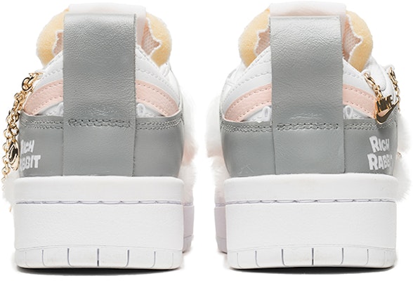 【訂製球鞋】Nike Dunk Disrupt 野鶴製造 絨毛貼布 掛鏈 禮盒款 休閒 低幫 板鞋 女款 灰白粉 Shop 【訂製球鞋】Nike Dunk Disrupt 野鶴製造 絨毛貼布 掛鏈 禮盒款 休閒 低幫 板鞋 女款 灰白粉