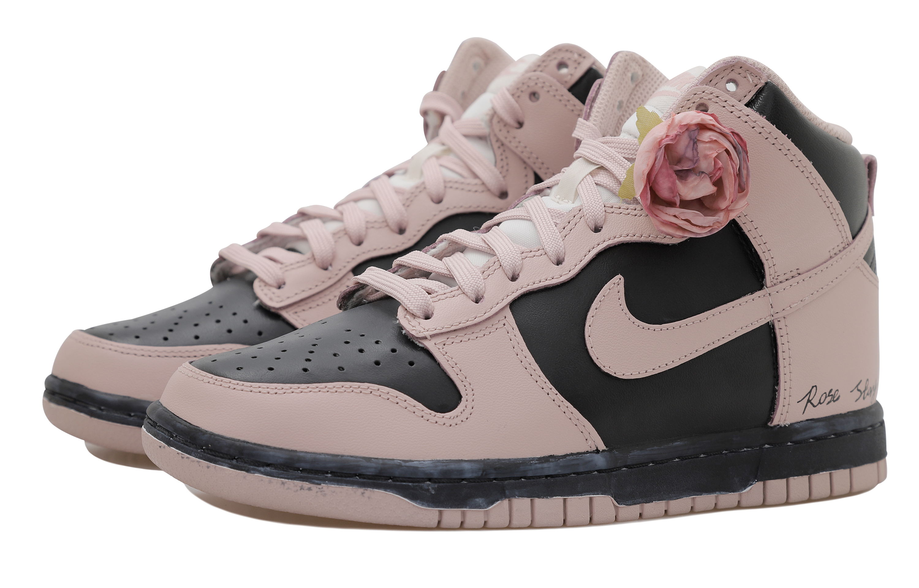 Shop (W) ナイキダンクハイ「ピンクローズエイジド」レディースカスタムシューズ DD1869-003-465878
